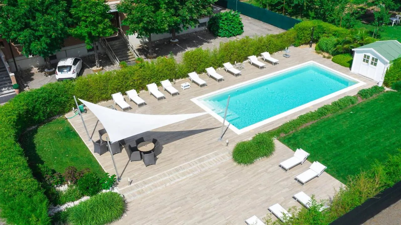 Hotel Globo Формиджине